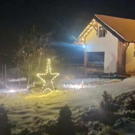 بيت للعطل Navisu Avlija *