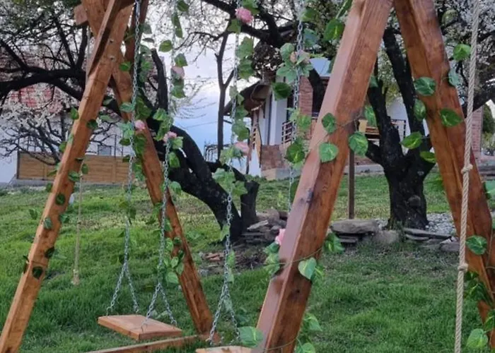 Navisu Avlija Дом отдыха